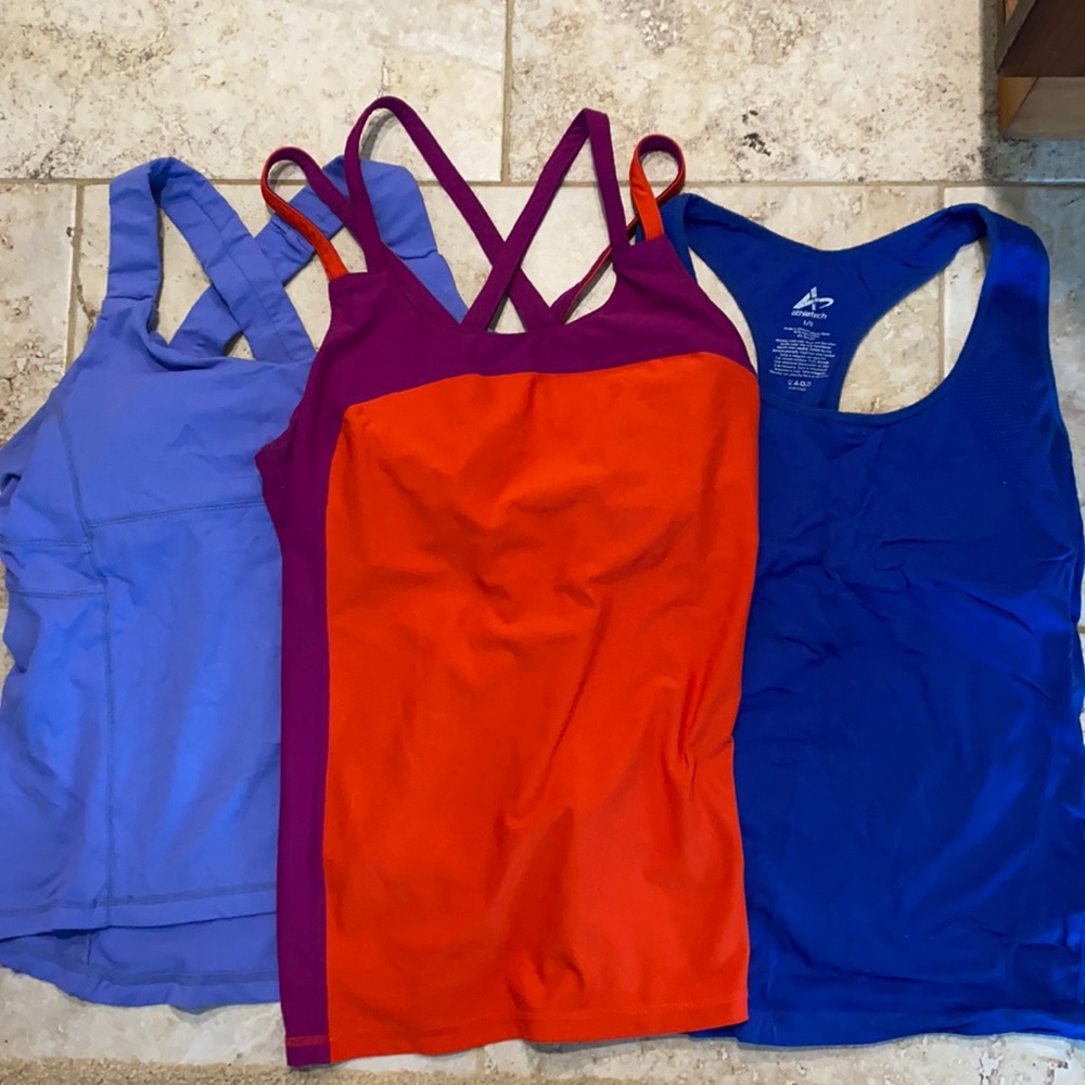 Bundle of athletic tops